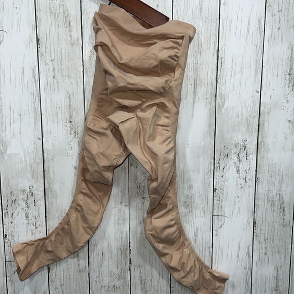 ❌SKIMS Solutionwear Maternity Tights Leggings High Waisted Clay Tan S/M - Picture 4 of 7